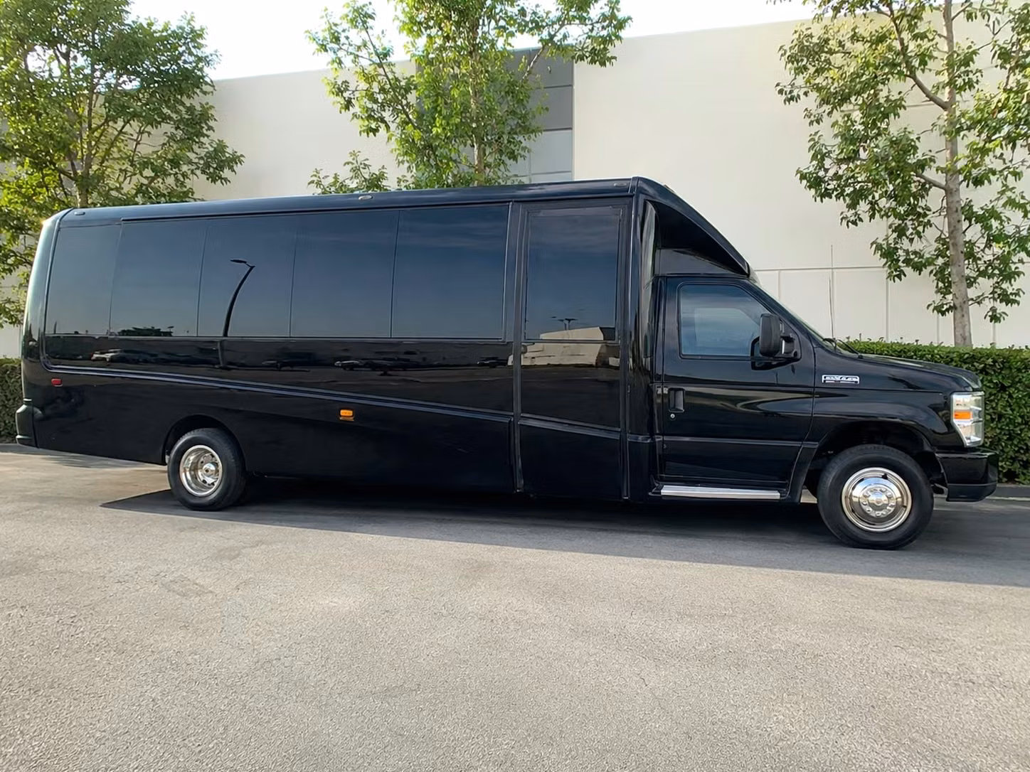 a billings minibus is the smart move for smaller concert groups