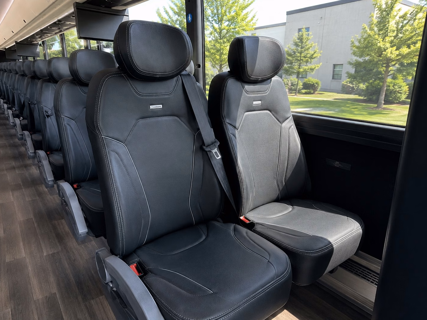 reception shuttle bus rentals in billings that keep the celebration rolling